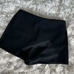 Zara Black Skort (L)